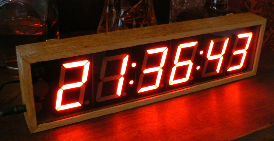 Red digital 2.3" clock