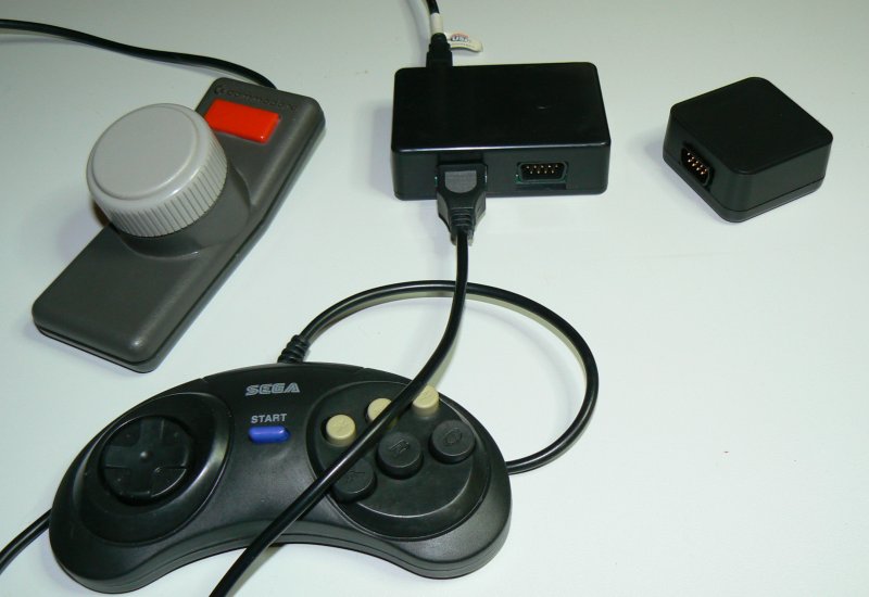 JAKADAPTER 2.1 RA and TH versions with C64 paddle and 3rd
      party megadrive pad